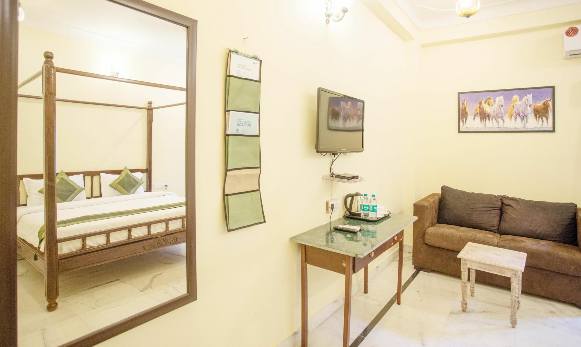 Treebo Trend Jhalamaan Lake Pichola Udaipur Ngoại thất bức ảnh