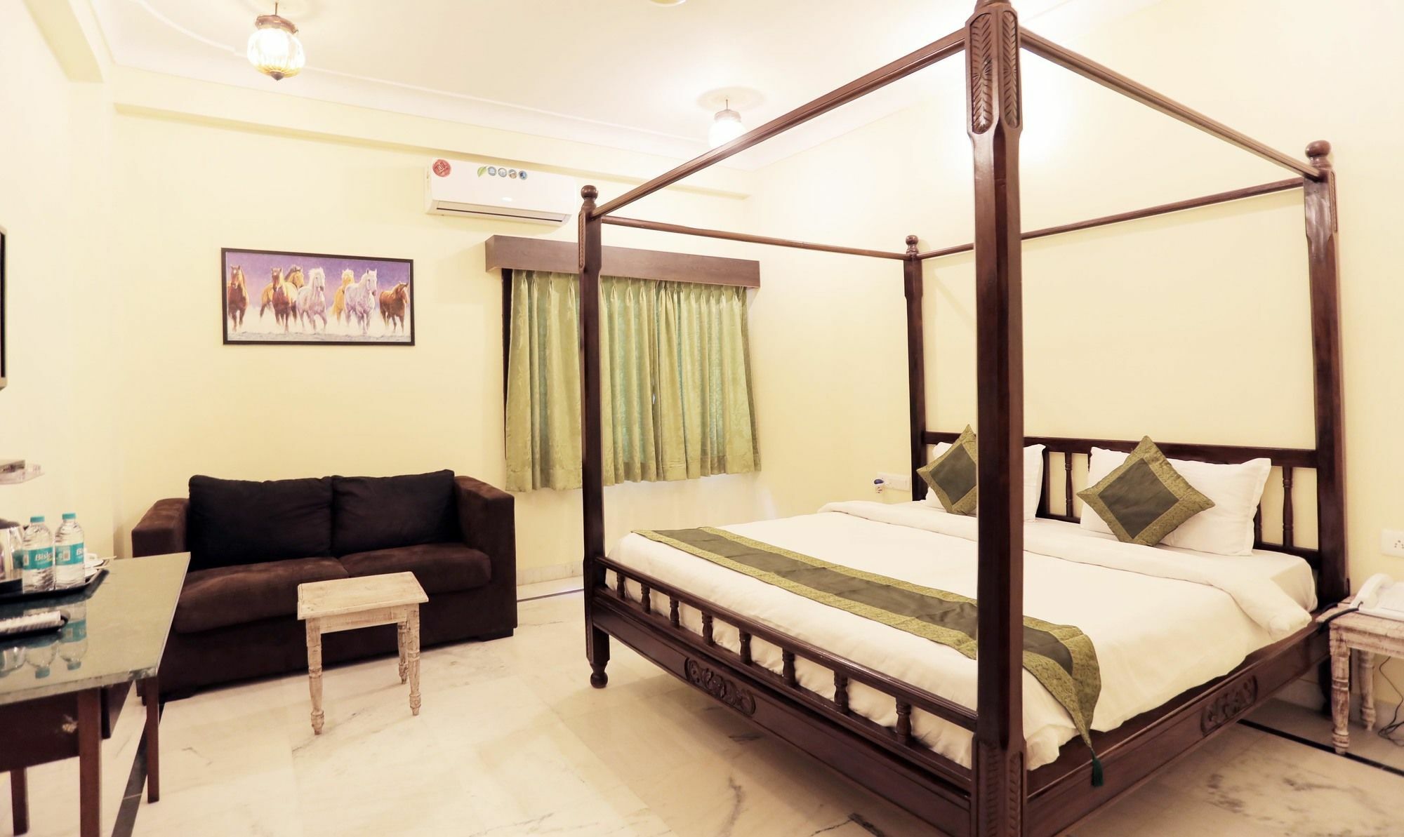 Treebo Trend Jhalamaan Lake Pichola Udaipur Ngoại thất bức ảnh